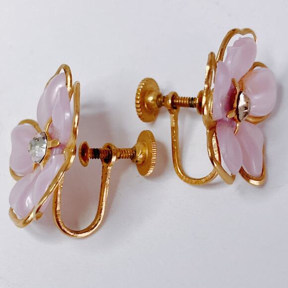 Vintage 1950s Pink Moonglow Floral Screw Back Earrings Gold Tone Feminine Pastel - Picture 6 of 11